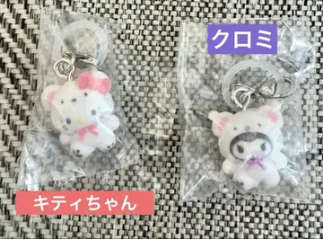 산리오 메지루시 액세서리 복슬복슬 스노우 키티&쿠로미