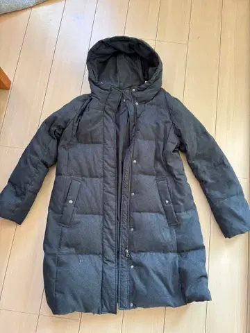 글로벌 워크 후드 부착 다크 그레이 다운 코트