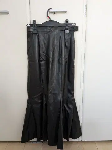 새상품급 FRAY I.D 아지메 바닥 절개 머메이드 스커트