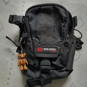 ecko complex 바디백 블랙