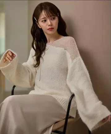 LAULEN 아이보리 내추럴 컬러 긴팔 샤기 니트 스웨터 F 사이즈