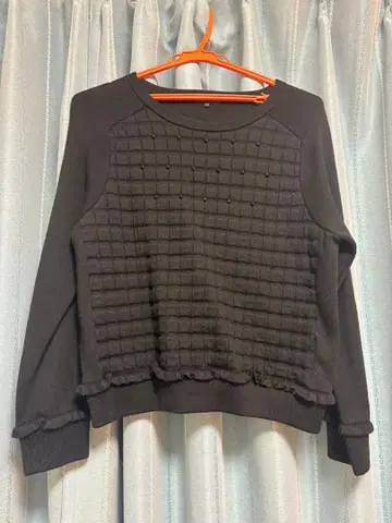 TO BE CHIC 블랙 긴팔 니트 42