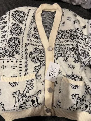 그래픽 프린트 니트 가디건