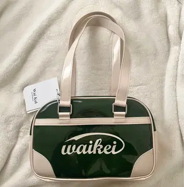 WaiKei 에나멜 백 그린