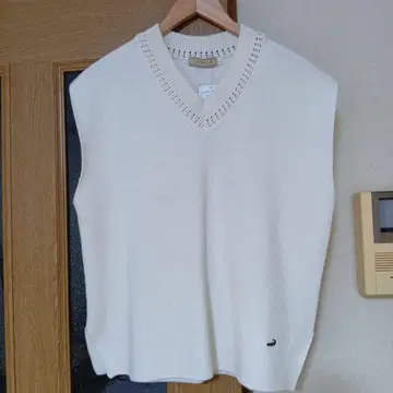 CROCODILE 아이보리 V넥 니트 베스트 L