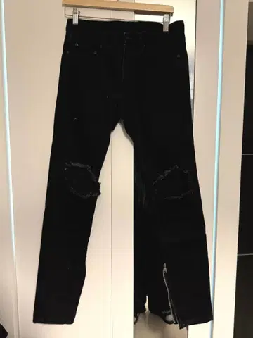 28 mnml 스키니 데님 블랙 데미지 가공