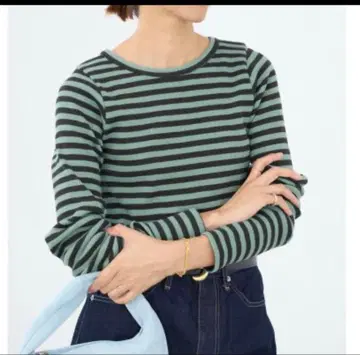 이에나 골지 보더 롱 슬리브 풀오버 그린