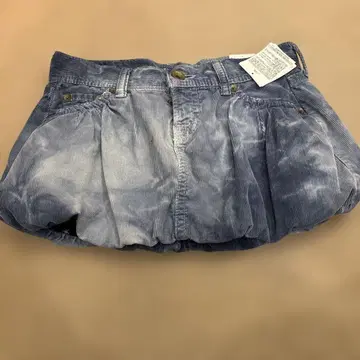 미사용 새상품 네이비 플리츠 스커트 M 정가 13000엔