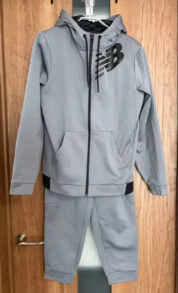 [거의 미사용] 뉴발란스 new balance 셋업 상하의 세트