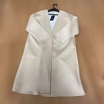 TIGORA 베이지 롱 코트 사이즈 M