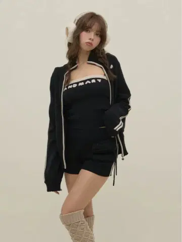 Zoe full zip set up AM1607