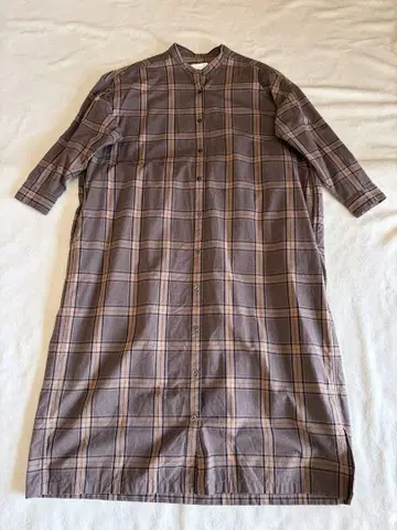 카구레 브라운 계열 체크 긴팔 셔츠 원피스