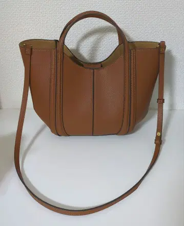 ZARA 스티치 미니 시티백