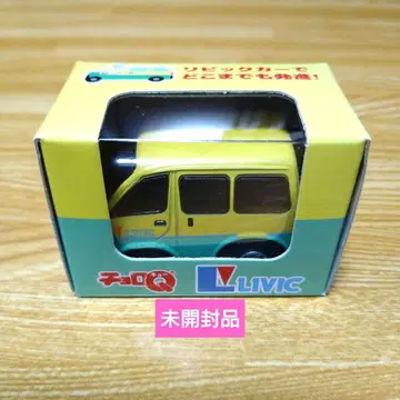 초로Q LIVIC 리빅카