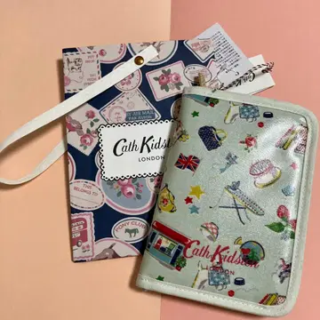 Cath Kidston 캐스키드슨 여권 케이스