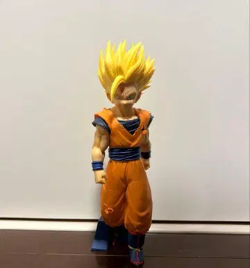 출진 손오반 초사이어인 2 피규어