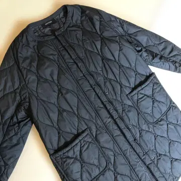 새상품급 노카라 충전솜 퀼팅 코트