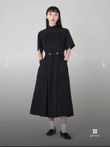 foufou 독일 메디컬 하이넥 드레스