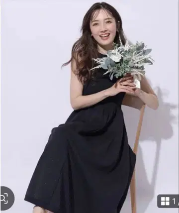 아푸와이저 리셰 홀 가먼트 뷔스티에 절개 원피스