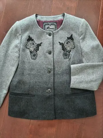 Rossa 노카라 자켓 그레이 자수 새상품급