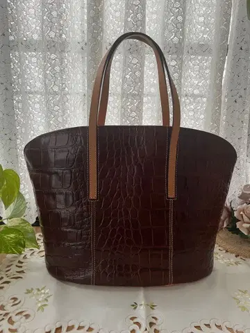 Les sacs Adam 루사크 아담 악어 엠보싱 토트 핸드백