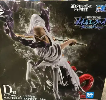 ONEPIECE 제일복권 D상 이잔 바론 V 나스쥬로 성 피규어