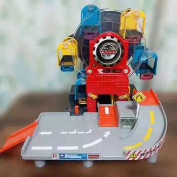 카즈 토미카 모두 모여라! 대회전 파킹