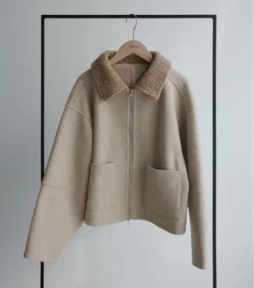 보아 칼라 숏 블루종