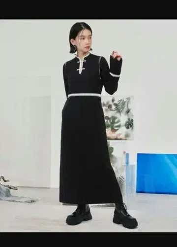 [ 주말 한정 세일 ] HARE 차이나 버튼 니트 원피스 블랙