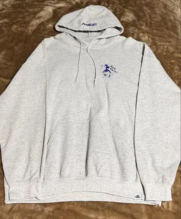 [레어] XLARGE x Disney 콜라보 후드티 XL 사이즈 속기모