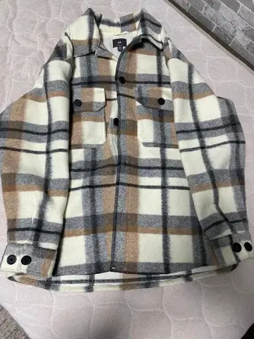 H&M 체크 무늬 아우터 US s 사이즈
