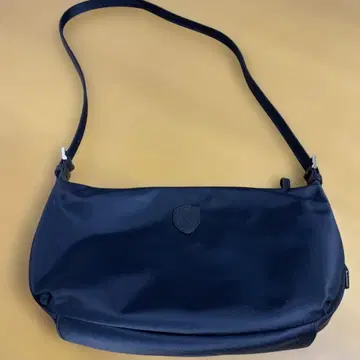 DAKS 블랙 나일론 숄더백