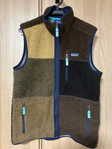 파타고니아 레트로X 보아 베스트 크레이지 패턴