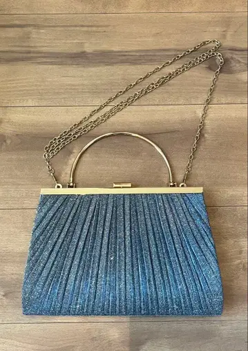 그레이 글리터 클러치백