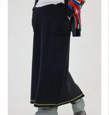 RODEOCROWNSWIDEBOWL 맨투맨 스커트