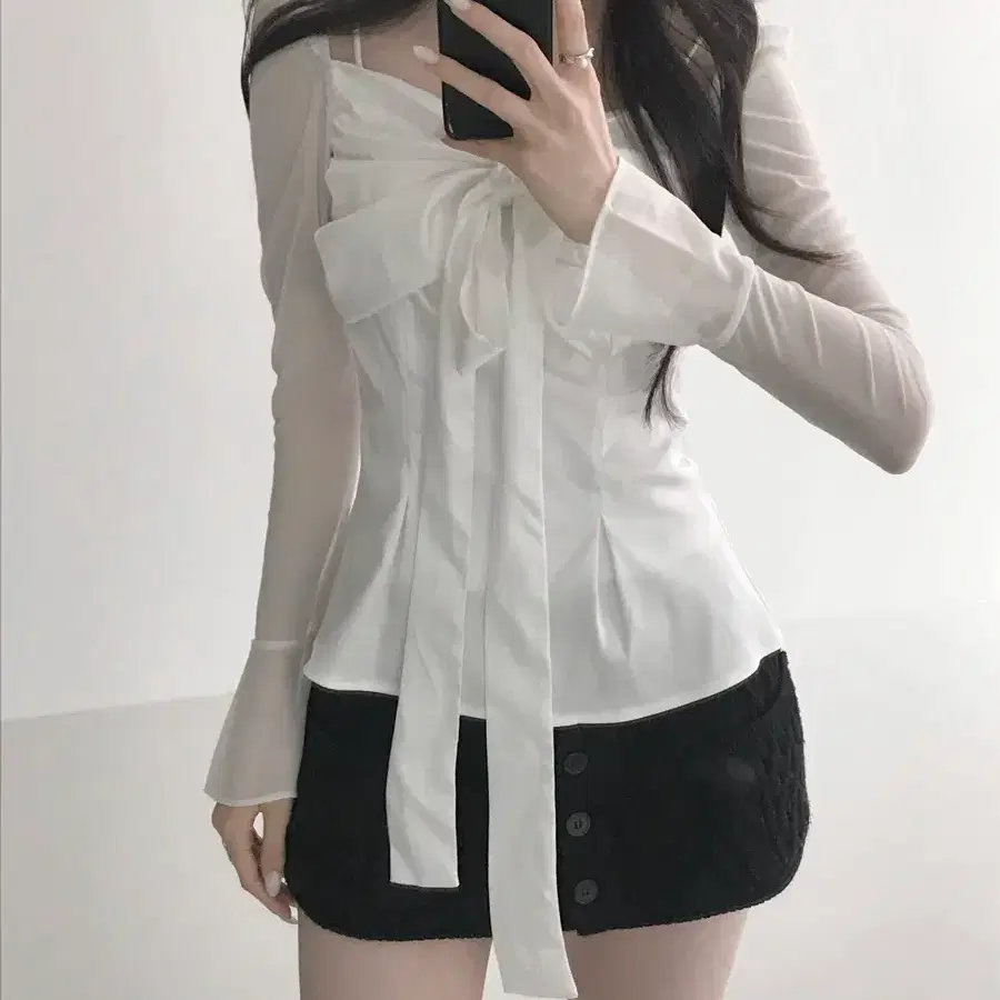 New Product] Hilda Gohee Silky Swan Blouse | Bunjang Global