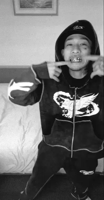 Yvngboi p 착용 재판매 없음 flyshitonly