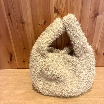 [그린 라벨 릴랙싱] 토트백 보아 베이지 계열 성숙/러블리