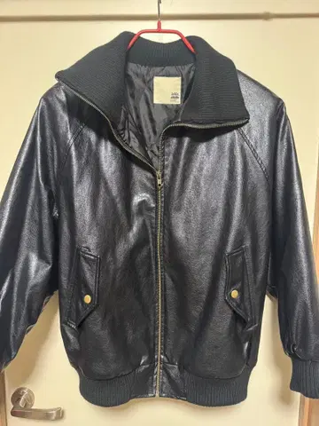 JaVa 리브 터틀 페이크 가죽 자켓