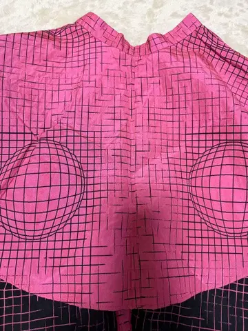 20471120 스커트 케이프 망토 판초 형광 핑크 시공 4차원