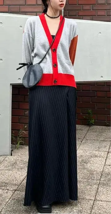 MACPHEE NZ LAMB 9G V넥 가디건