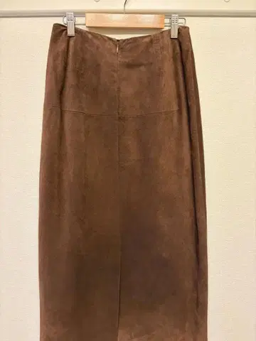 Bluebird Boulevard 브라운 타이트 스커트