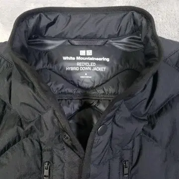 유니클로 화이트 마운테니어링 리사이클 하이브리드 다운 자켓