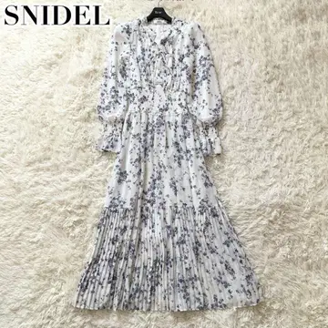 미사용급 스나이델 현행 원피스 리본 프릴 플리츠 꽃무늬 플레어