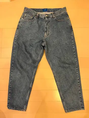 빔즈 BEAMS 배기 테이퍼드 데님 팬츠