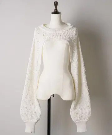 새상품급 J1U by LA BELLE ETUDE 메니 펄 니트 볼레로