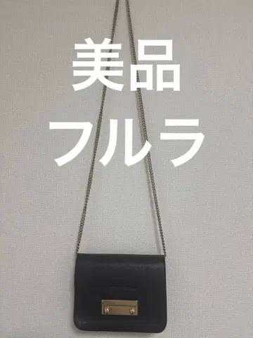 [ 새상품급 ] FURLA 메트로폴리스 가죽 숄더백 스터드 블랙