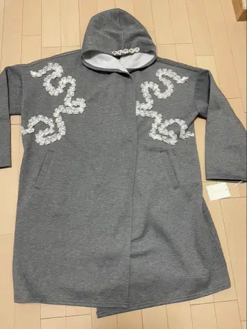 루센티에 세련된 겉옷