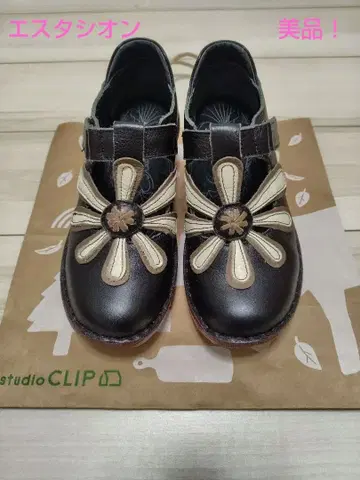 에스타시온 플라워 모티브 스트랩 슈즈