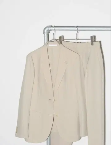 UNIQLO 감동 슬림 팬츠 감동 자켓 셋업